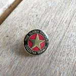 Wear this pin so that the staff knows you are in the right place. 
